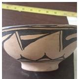 SANTO DOMINGO PUEBLO POTTERY 6.5' DIA.