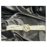 VINTAGE FAUX PEARL AND FAUX DIAMOND BRACELET