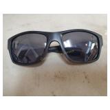 Loose Pack Sunglasses