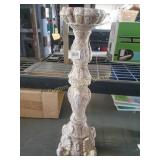 2 Pedestals