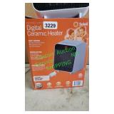 Digital ceramic heater