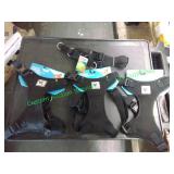 4 dog harnesses size large