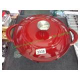 Cast iron enamel Dutch oven