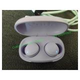 Wireless earbuds