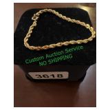 Gold colored bracelet approx 6'