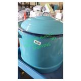 CINSA 34qt steamer pot with lid