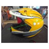 FOX DIRT BIKE HELMET SIZE XL