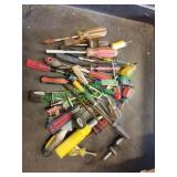 Box of miscellaneous screwdrivers