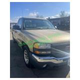2005 GMC Sierra Pick Up Truck - cash only 2005 GMC Sierra Pick Up Truck - cash only