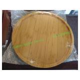 Reversible round charcuterie board