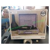 3 speed turntable**missing power cord** 3 speed turntable**missing power cord**