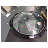 Electric indoor grill with glass lid Electric indoor grill with glass lid
