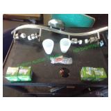 4-Bulb Track Light 4-Bulb Track Light