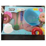 Tasty 15 piece Donut kids Kit