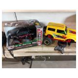 2 RC trucks **broken wheels** 2 RC trucks **broken wheels**