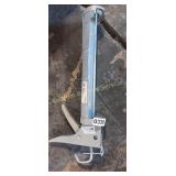 CAULK GUN