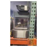 ICEMAKER AS IS