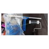 PAINT ROLLER & WINDOW SQUEEGEE