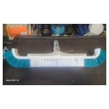 POOL BRUSH