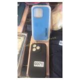 2 IPHONE 15 PRO CASES