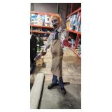 5' HAUNTED HILL FARM HALLOWEEN DECOR
