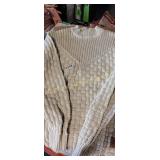 MENS SWEATER LARGE