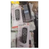 3 UNIVERSAL REMOTES