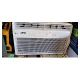 LG WINDOW AIR CONDITIONER