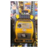 CAT 1200A 120PSI BATTERY JUMPSTARTER AS IS