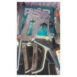 3 STAPLE GUNS