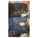 2 SMALL MENS VEST