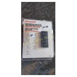 UNIVERSAL REMOTE CEILING  FAN & LIGHT