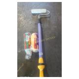PAINT ROLLER AND 2 ROLLER BRUSHES