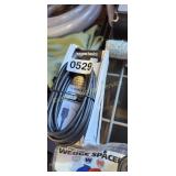 3 CHARGE CABLE & EARBUDS
