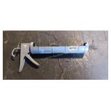 CAULKING GUN