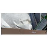 PELLET OF HOUSE HOLD ITEMS