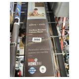 CORDLESS BLACKOUT CELLULAR SHADE