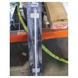 MAGNETIC GRAB BAR