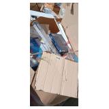 PELLET OF HOUSE HOLD ITEMS