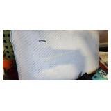 MEMORY FOAM PILLOW