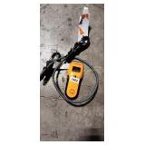 STUD FINDER & BUNGEE CORD