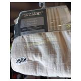 2 72' SHOWER CURTAIN