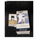 LINT REMOVER AND SANDALWOOD OIL BLEND