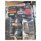 DEADBOLT AND DOOR LEVER WITH KEY