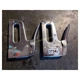 2 STAPLE GUNS