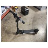 JETSON ELECTRIC SCOOTER WITH CHARGER RETAIL $199