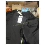 SIZE 40 SHORTS