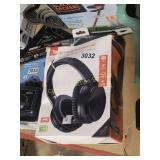 BLUETOOTH HEADPHONES