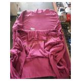 2 MEDIUM WOMAN SHIRTS