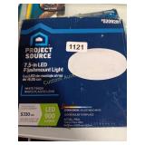 FLUSHMOUNT LIGHT